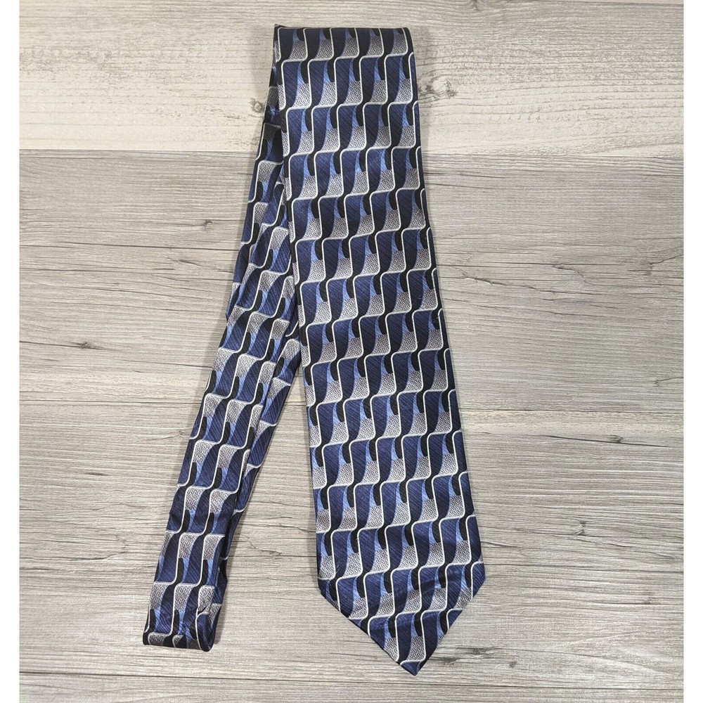 Antonia Collection Tie Blue Gray Geometric 100% Silk 62"L 4"W